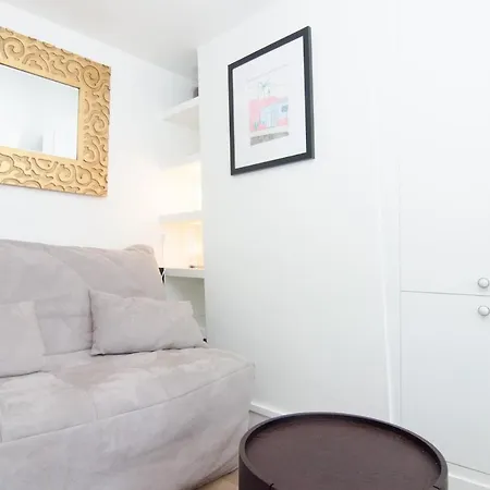 Appartement In The Heart Of St Germain *