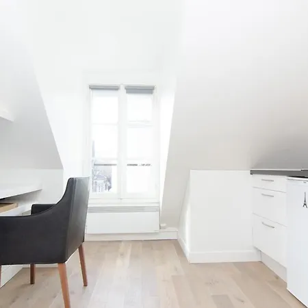 Appartement In The Heart Of St Germain Paris